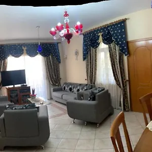 Christina's House With 2 Bedrooms And Free Parking Gjirokastër
